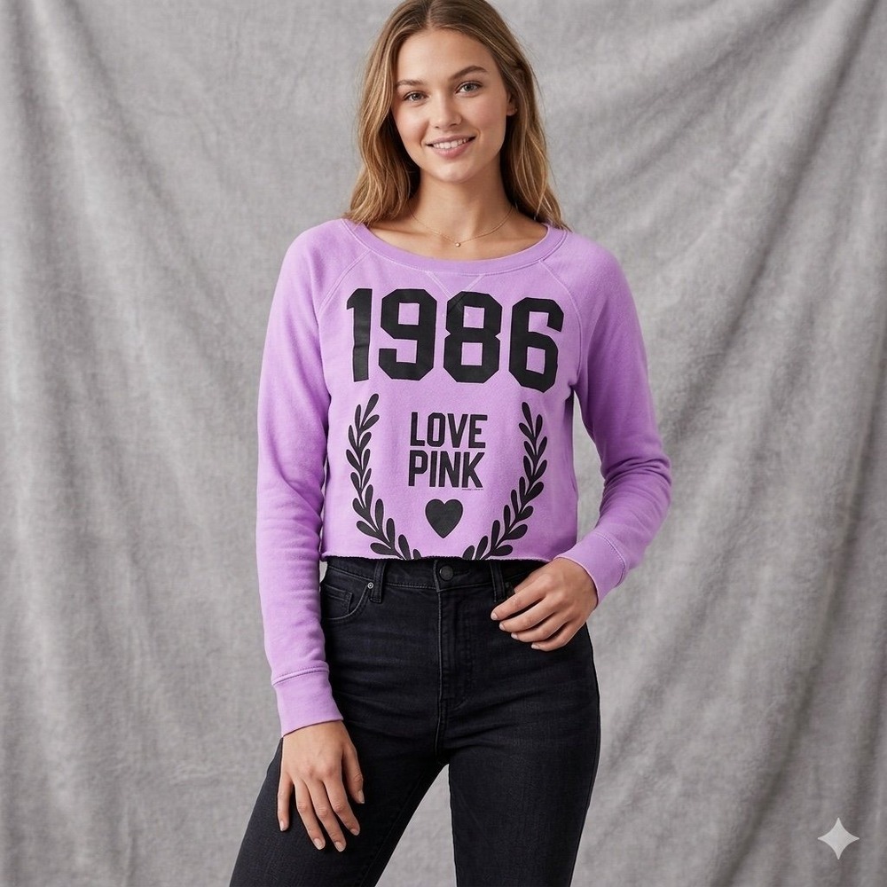 Victoria's Secret PINK Retro Y2K Lavender '1986' Graphic Sweatshirt Size Small